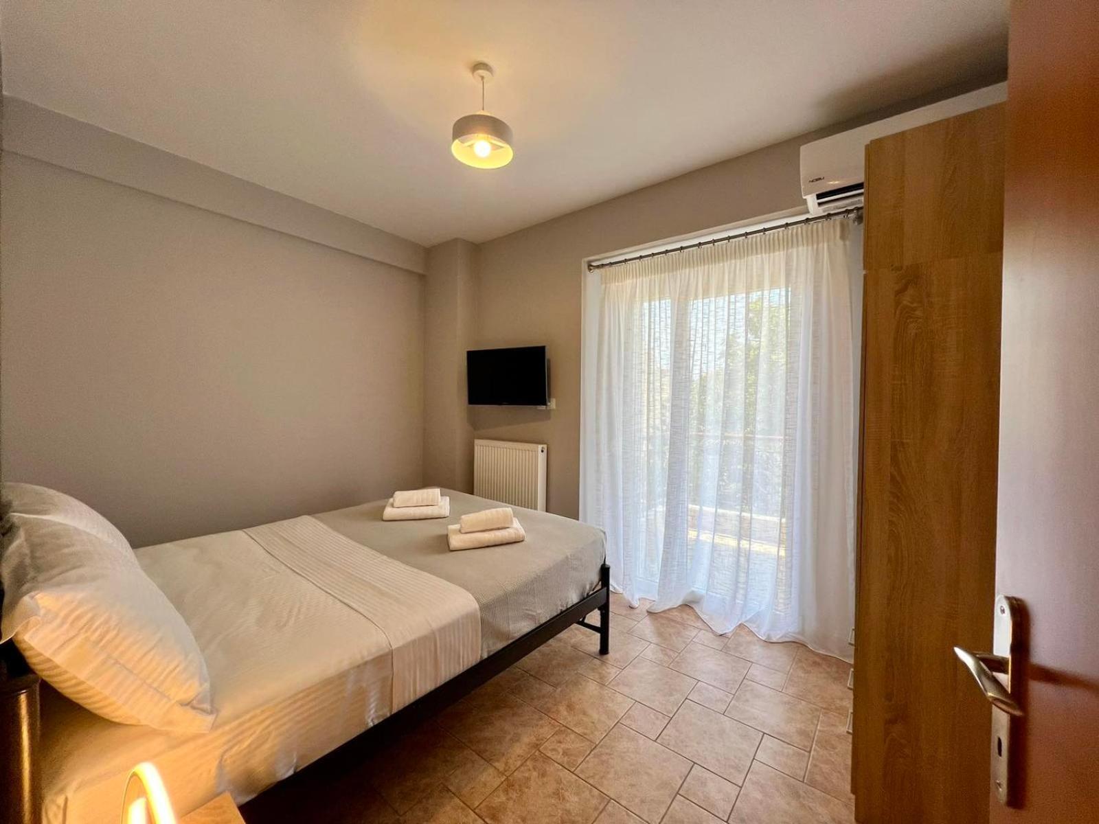 P Deluxe Suites Β4 نيا ميشانيونا المظهر الخارجي الصورة
