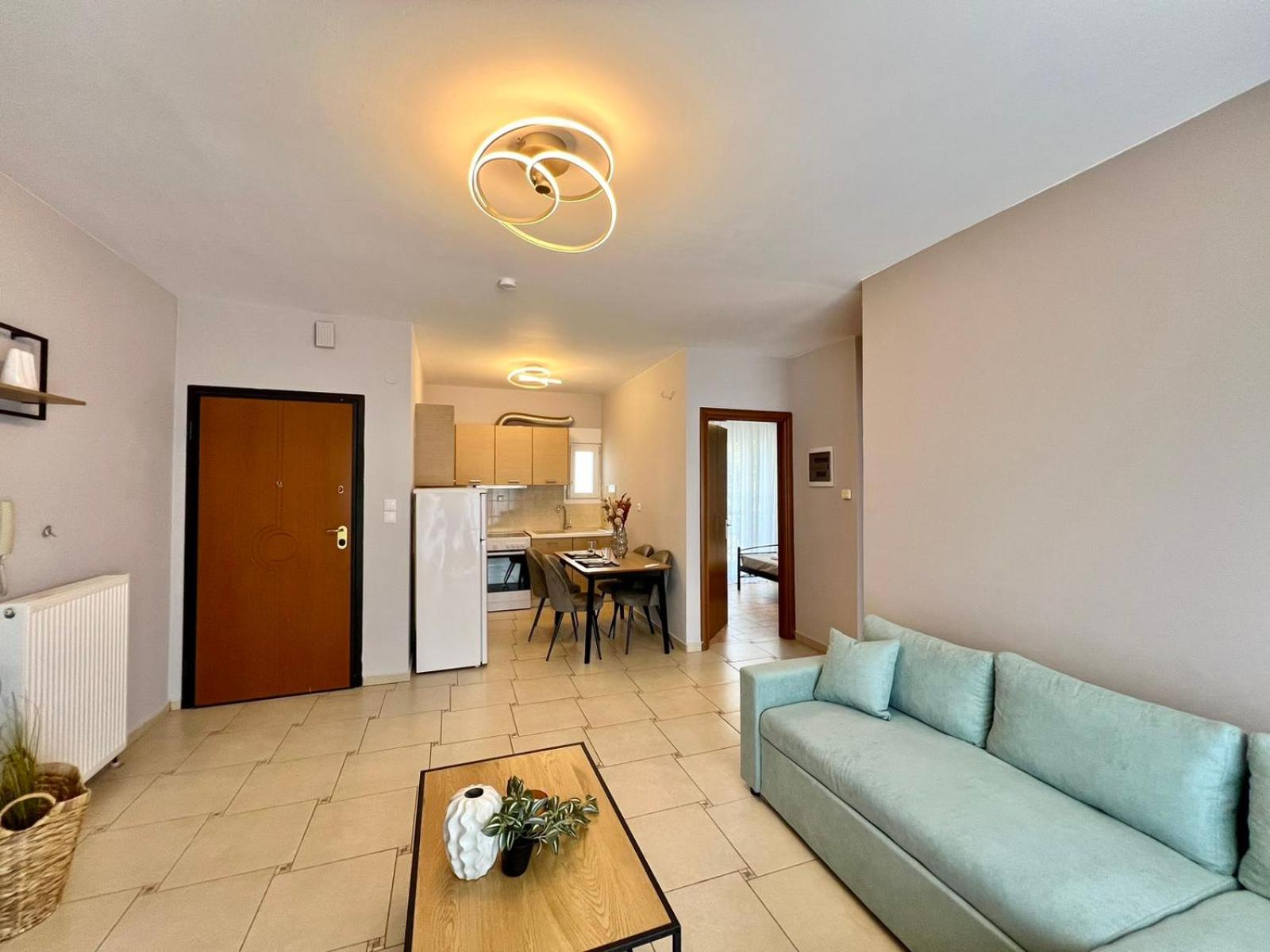 P Deluxe Suites Β4 نيا ميشانيونا المظهر الخارجي الصورة