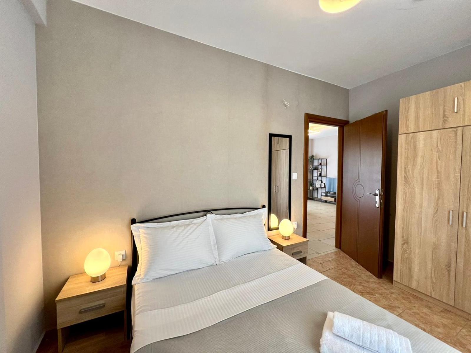 P Deluxe Suites Β4 نيا ميشانيونا المظهر الخارجي الصورة