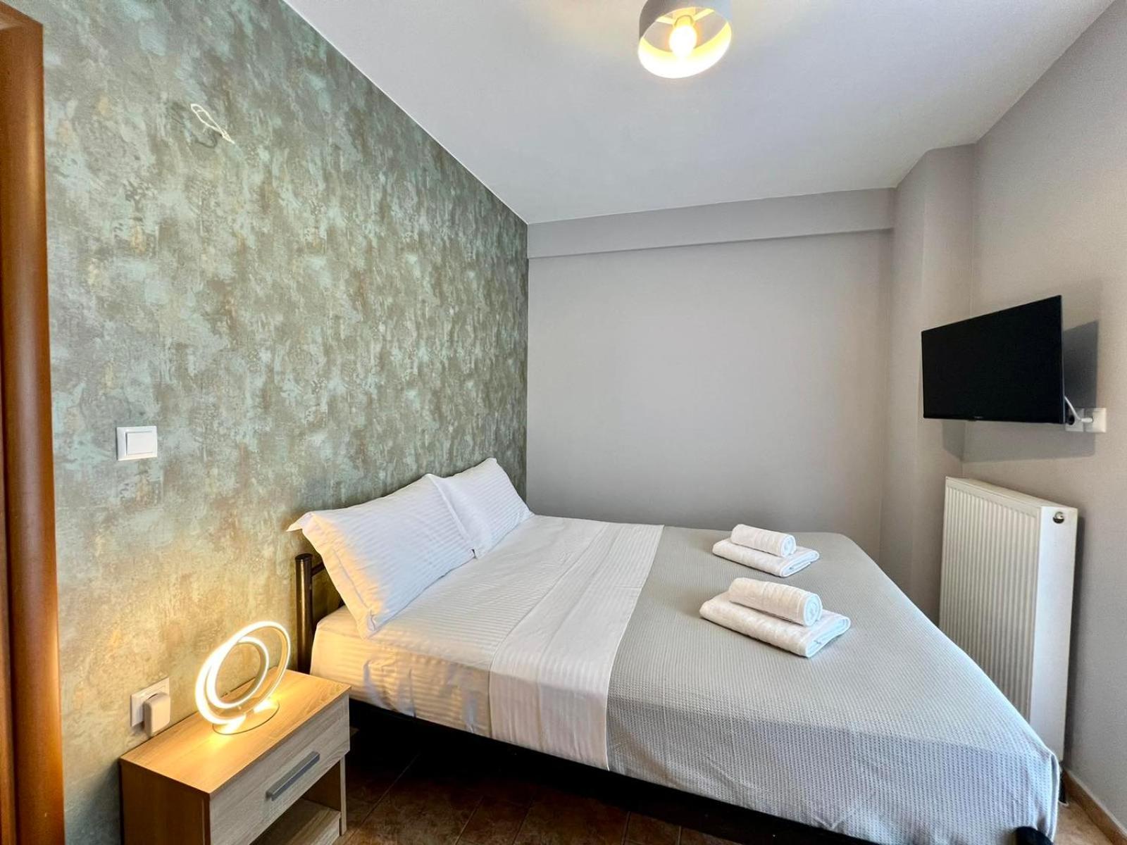 P Deluxe Suites Β4 نيا ميشانيونا المظهر الخارجي الصورة